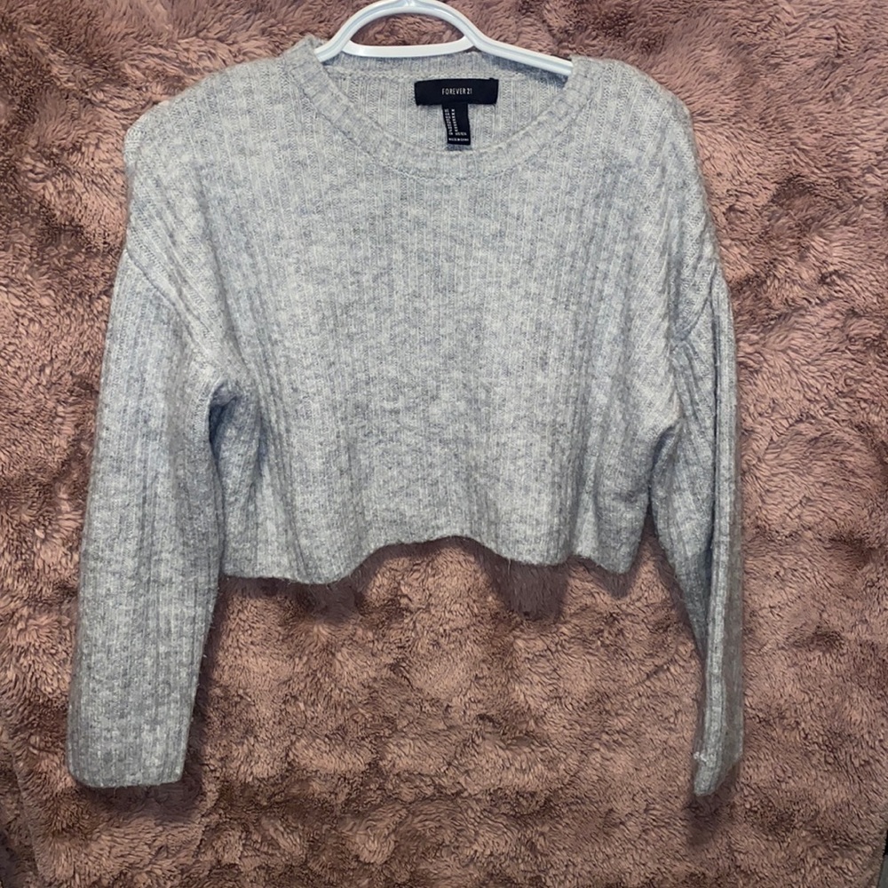 Forever 21 grey cropped sweater